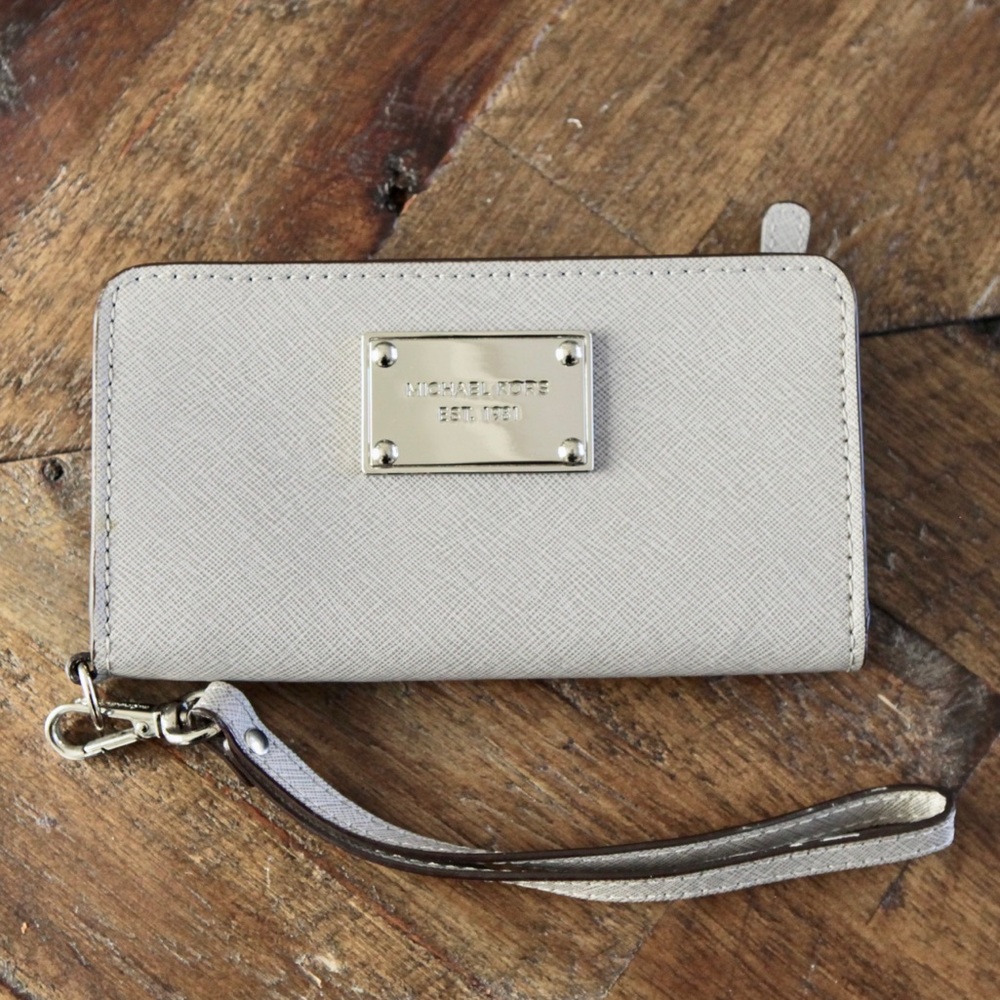 Michael Kors phone wallet wristlet saffiano gray